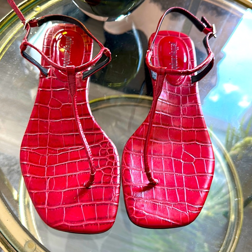 Jeffrey Campbell Boca T-Strap Thong Sandal Red Croc Embossed Women’s Size 7